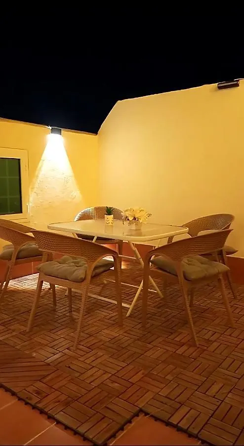 Apartment الكوخ العثماني غرفة وصالة وفناء خارجي وسيع - الدفع مقدم Jeddah